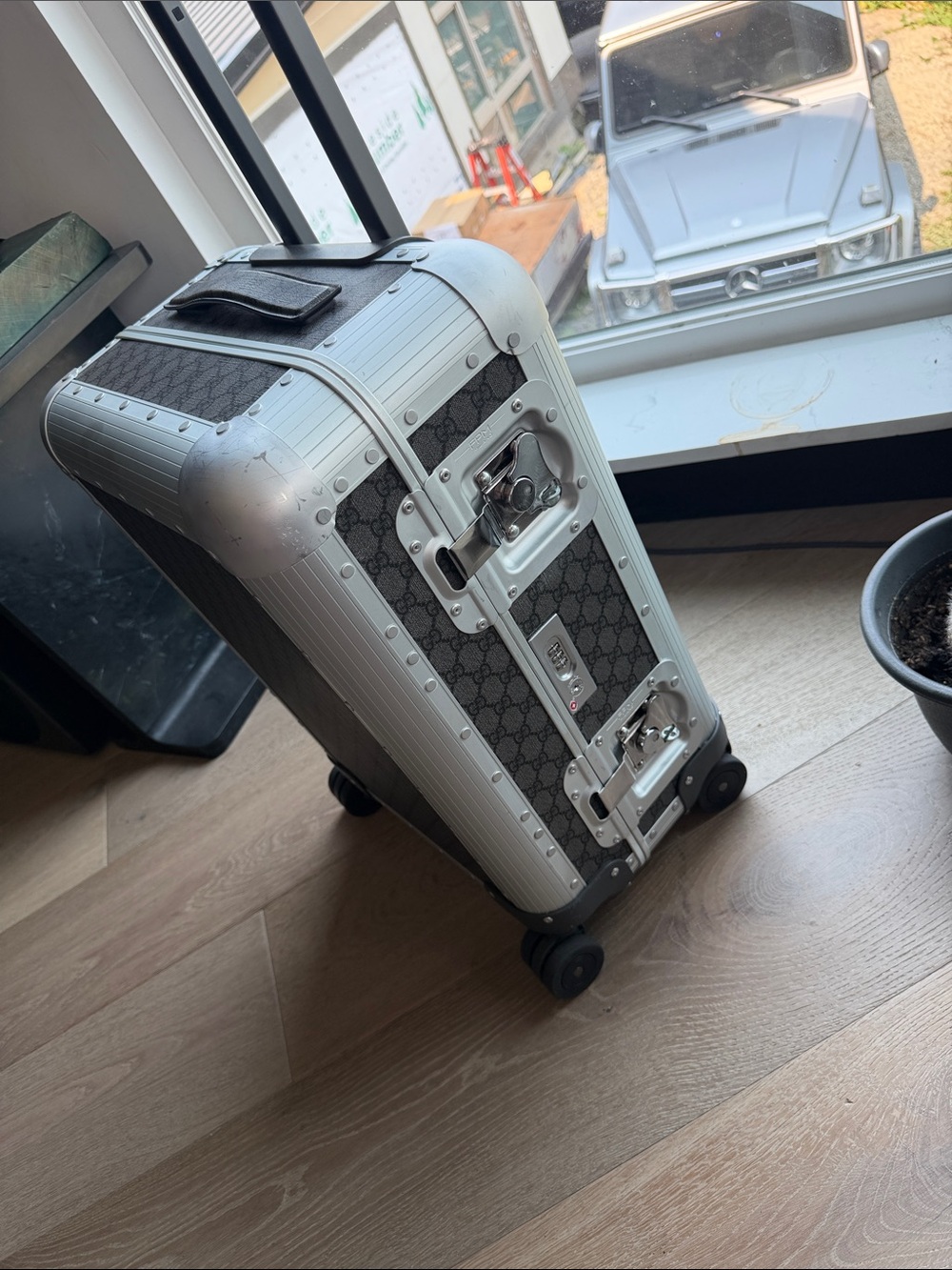 Gucci Porter Trolley carry-on